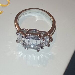 Elegant Silver Diamond Ring